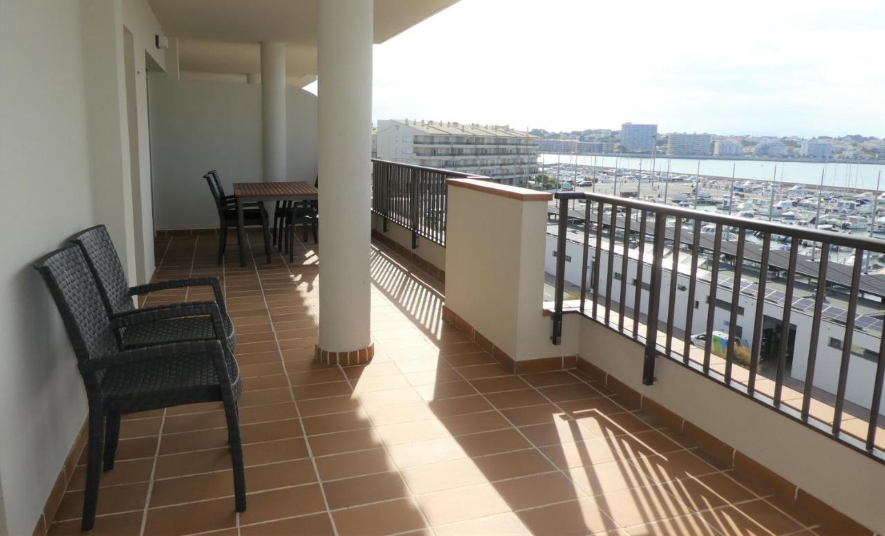Apartaments Club Nautic L'Escala Exterior photo